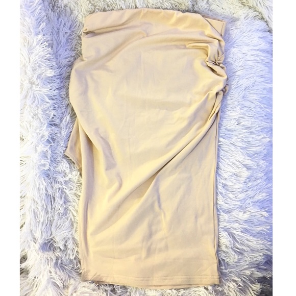 Two piece Tie Top and ruched skirt Set - Picture 3 of 3